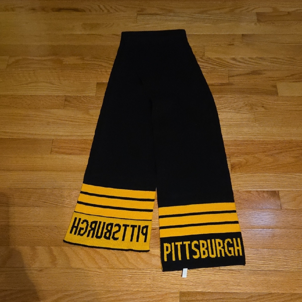 Pittsburgh Black and Gold Men's Scarf